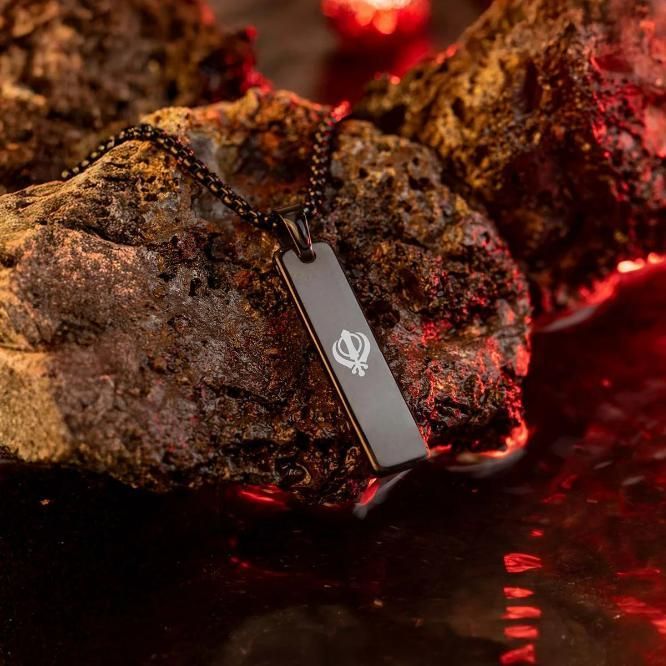 Khanda Spiritual Mini Tag Chain – Powerful Symbolic Jewelry💎