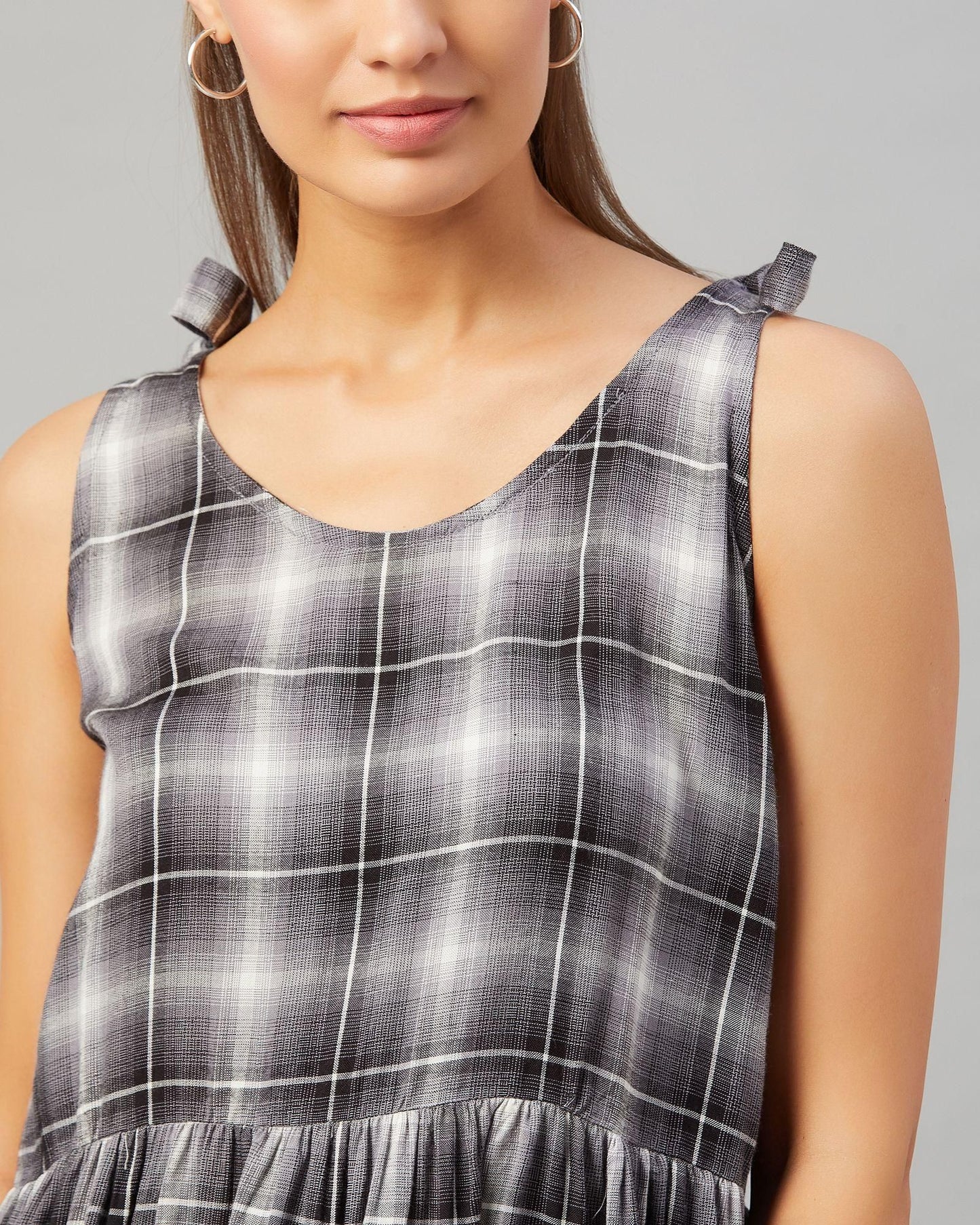 Women's Grey Checkered Viscose Ruffled Top